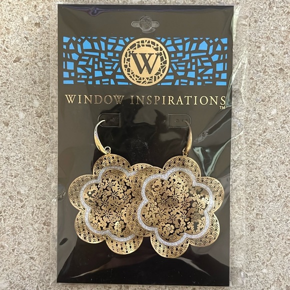 Studio by Demdaco earrings - Picture 1 of 4